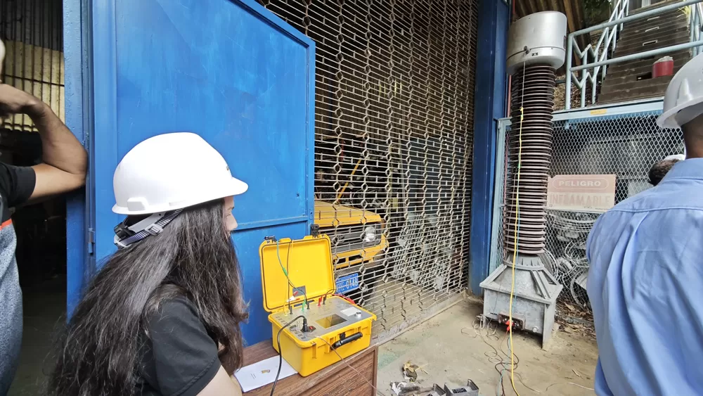 On-site Display of TCT-200F CT and PT Analyzer On-site Display of TCT-200F CT and PT Analyzer